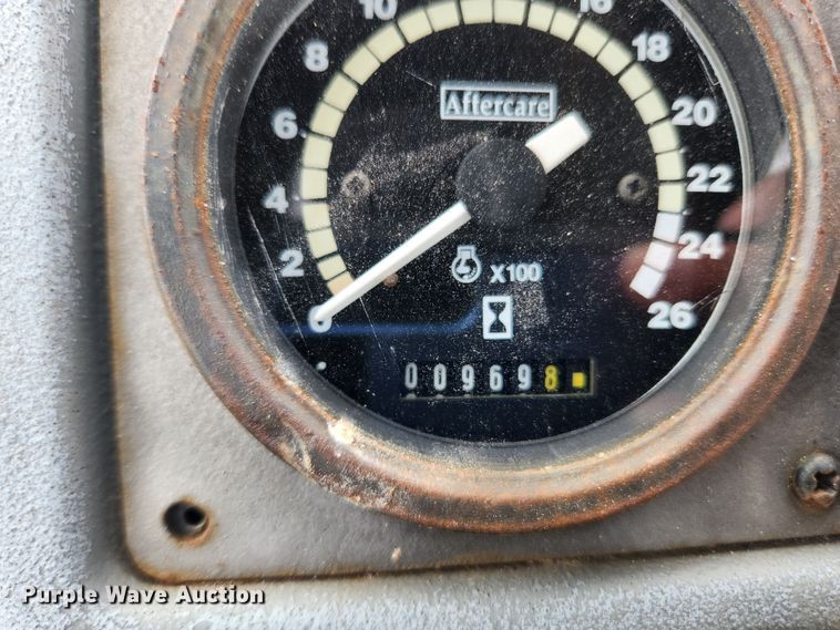 image for item LX9690 Massey Ferguson 640  landscape tractor