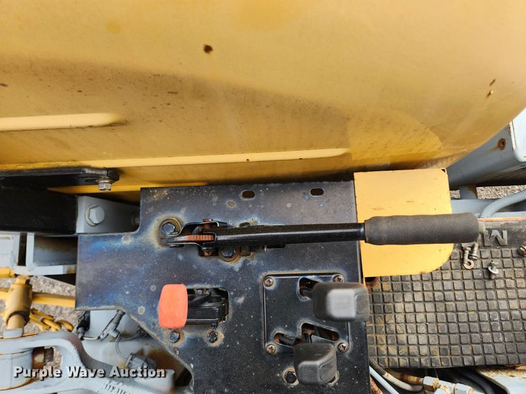 image for item LX9690 Massey Ferguson 640  landscape tractor