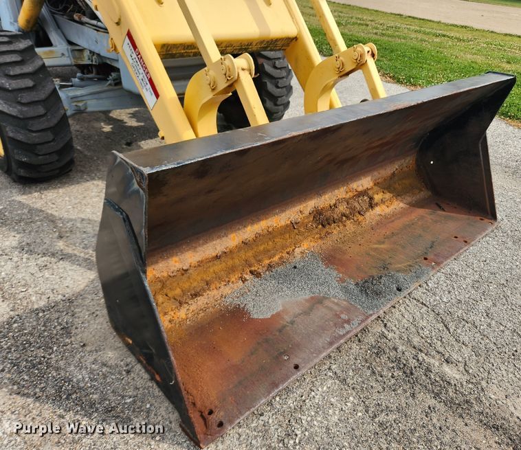 image for item LX9690 Massey Ferguson 640  landscape tractor