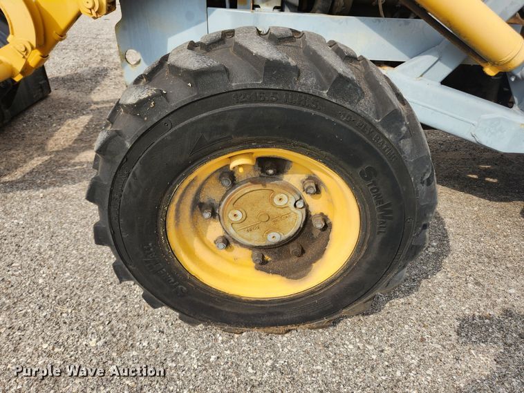 image for item LX9690 Massey Ferguson 640  landscape tractor