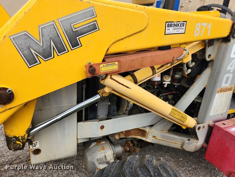 image for item LX9691 1996 Massey Ferguson 640  landscape tractor