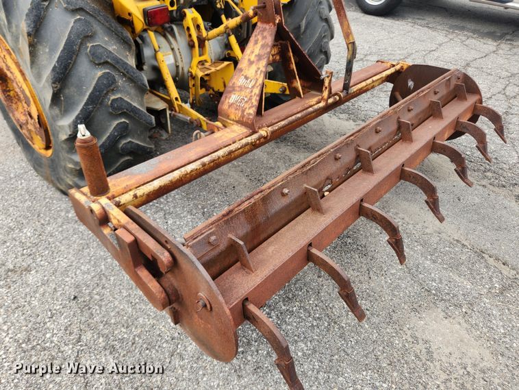 image for item LX9691 1996 Massey Ferguson 640  landscape tractor