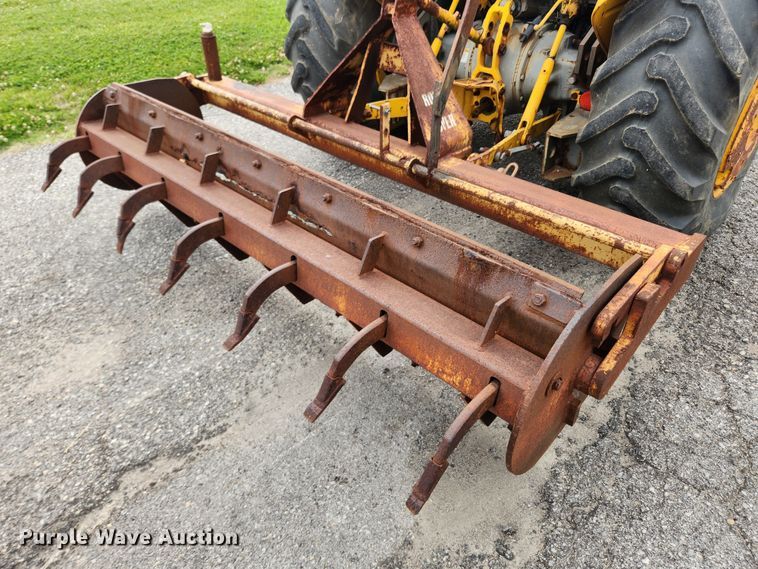 image for item LX9691 1996 Massey Ferguson 640  landscape tractor