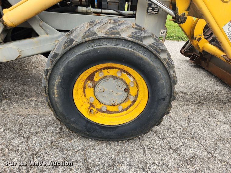 image for item LX9691 1996 Massey Ferguson 640  landscape tractor