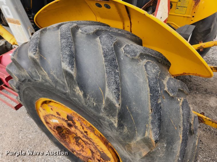 image for item LX9691 1996 Massey Ferguson 640  landscape tractor