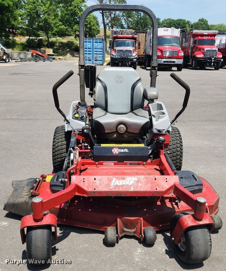 image for item LX9692 Exmark E-Series ZTR lawn mower