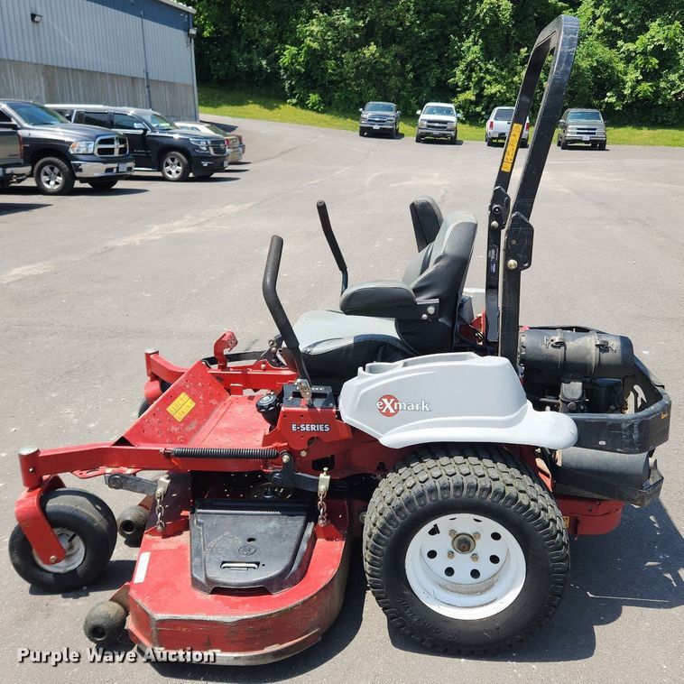 image for item LX9692 Exmark E-Series ZTR lawn mower