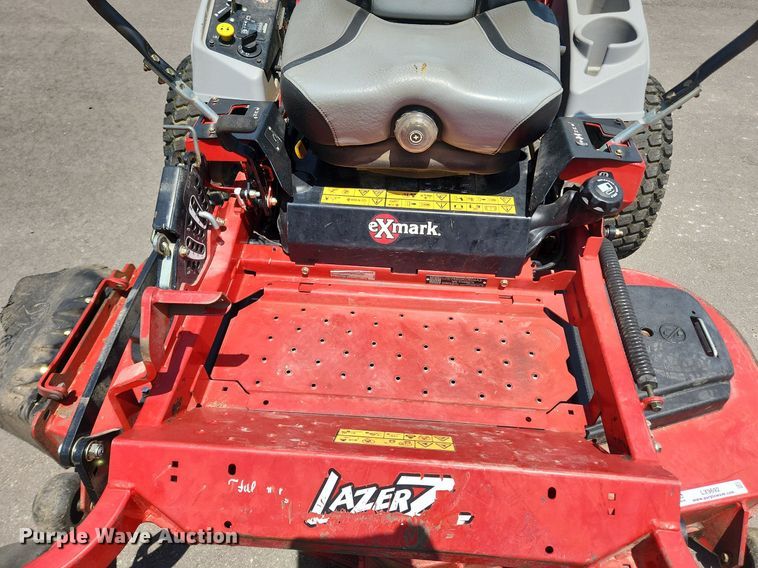 image for item LX9692 Exmark E-Series ZTR lawn mower
