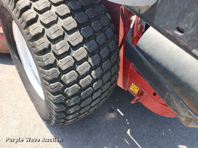 image for item LX9692 Exmark E-Series ZTR lawn mower