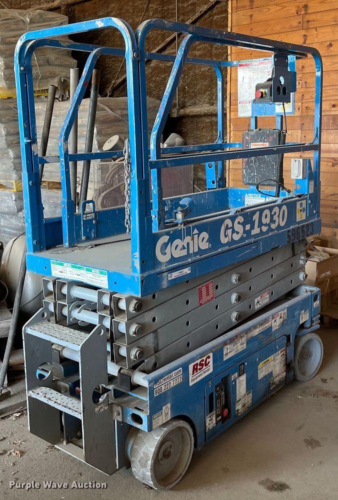 image for item LY9622 Genie GS-1930  scissor lift