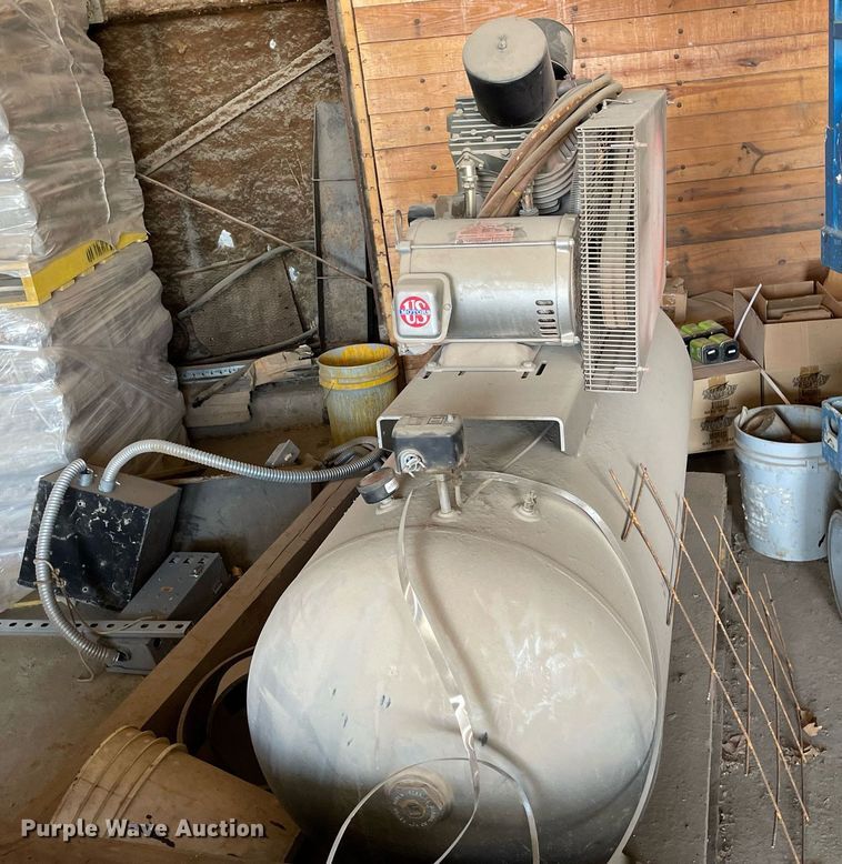 image for item LY9623 Dayton 5F233A  air compressor