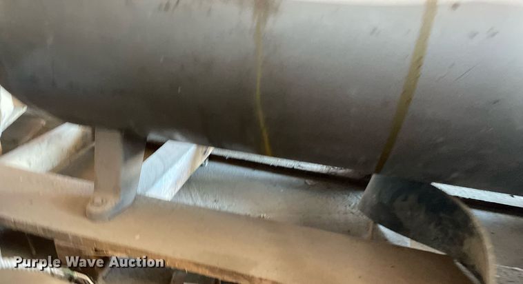 image for item LY9623 Dayton 5F233A  air compressor