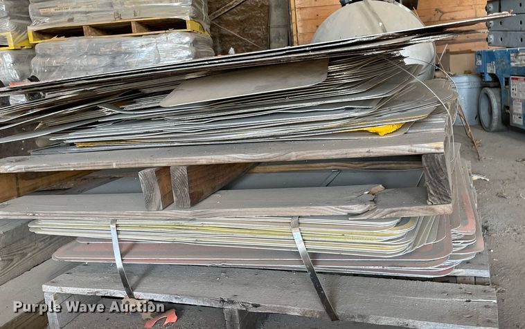 image for item LY9624 Road safety equipment