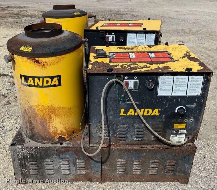 image for item LY9632 (2) Landa VHG4-2200 pressure washers