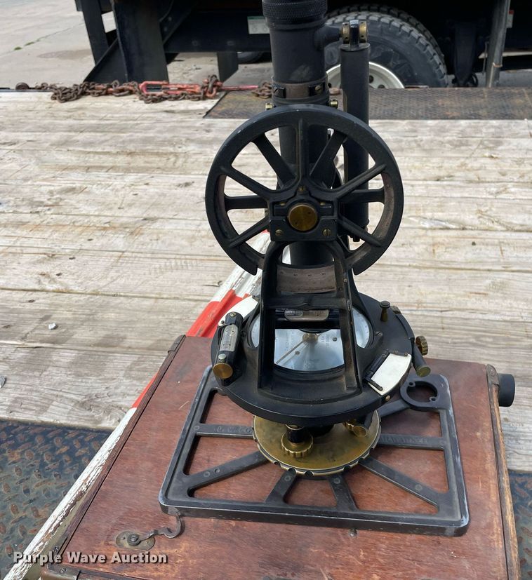image for item LY9635 David White  surveyor transit