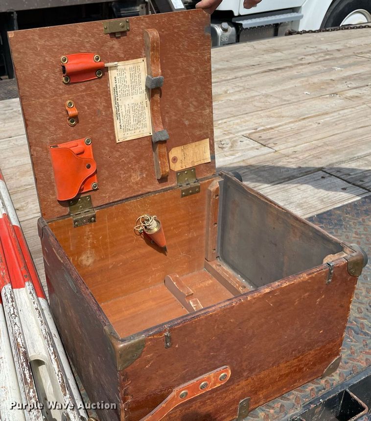 image for item LY9635 David White  surveyor transit