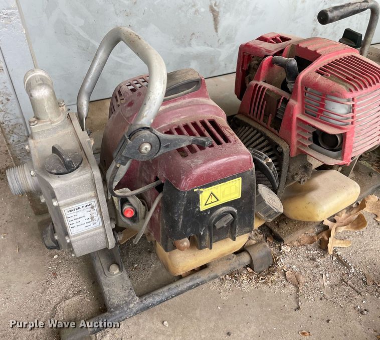 image for item LY9641 (4) water pumps