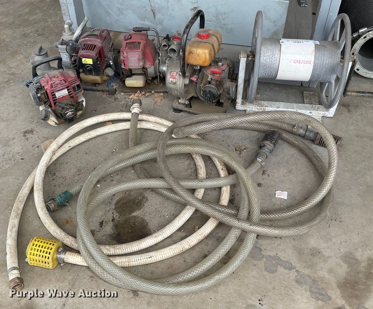 image for item LY9641 (4) water pumps