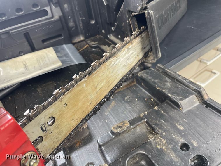image for item LY9648 Craftsman  chain saw