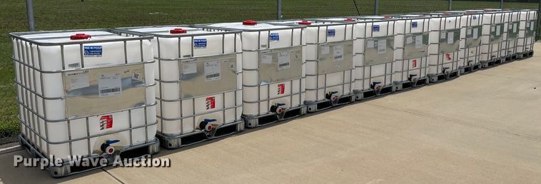 image for item LY9652 (11) Schutz poly tanks