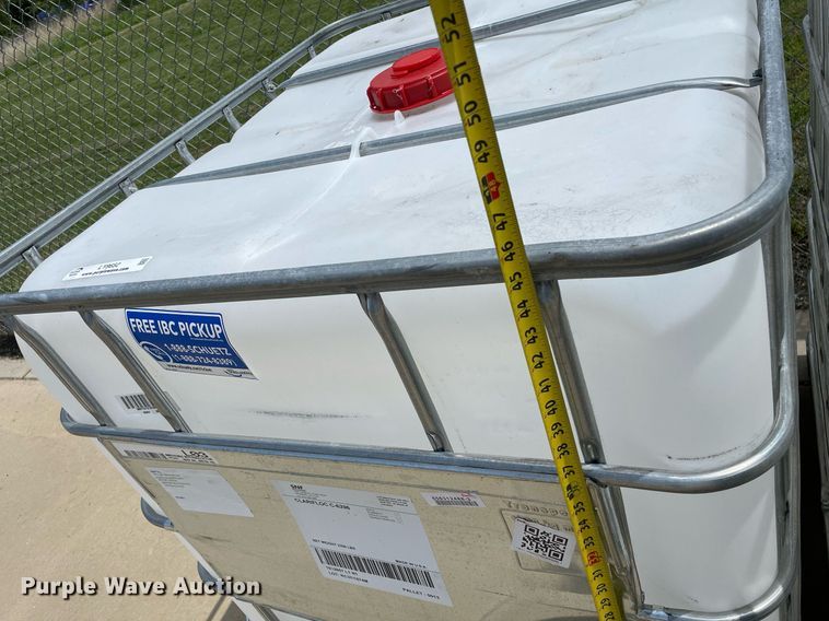 image for item LY9652 (11) Schutz poly tanks