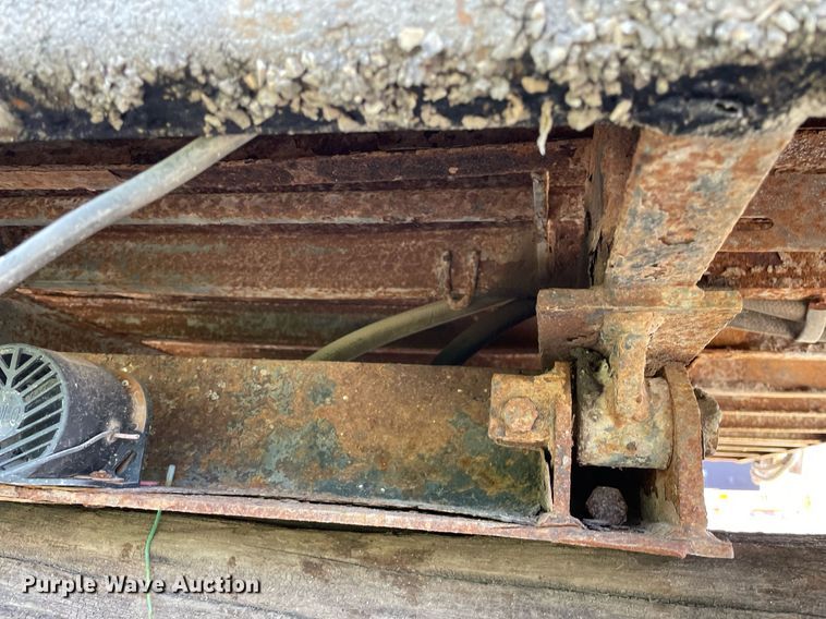 image for item LY9654 Warren F451-10  dump bed