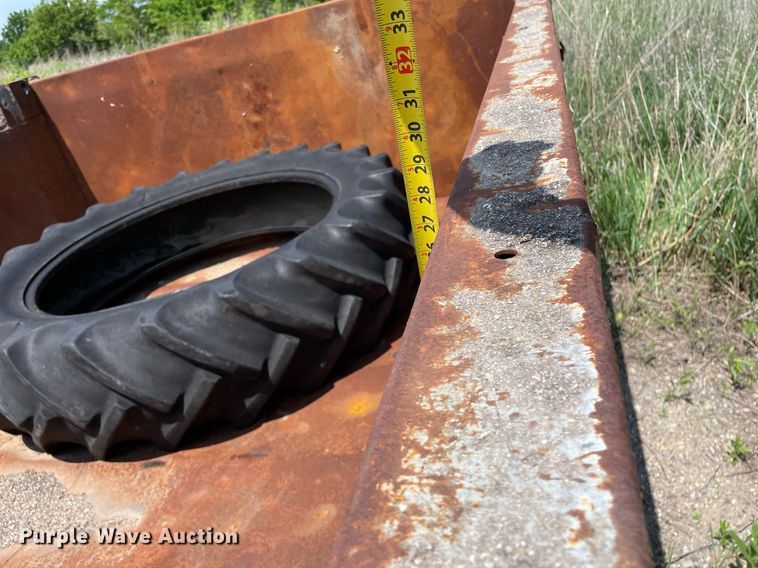 image for item LY9654 Warren F451-10  dump bed