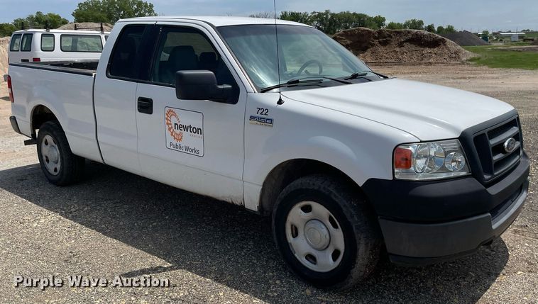 image for item LY9655 2005 Ford F150  SuperCab pickup truck