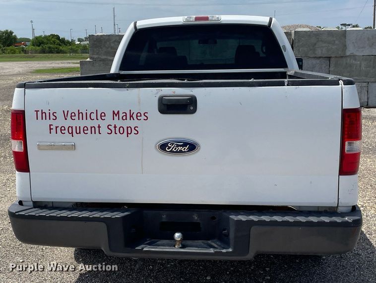 image for item LY9655 2005 Ford F150  SuperCab pickup truck