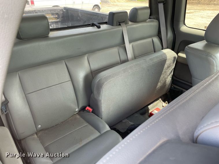 image for item LY9655 2005 Ford F150  SuperCab pickup truck