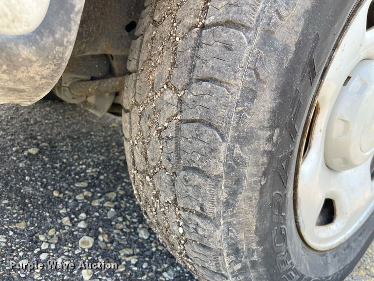 image for item LY9655 2005 Ford F150  SuperCab pickup truck