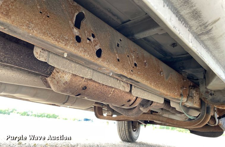 image for item LY9656 2001 Ford Econoline E250  van