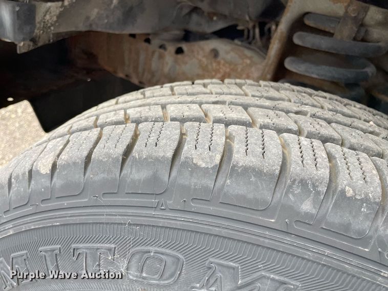 image for item LY9656 2001 Ford Econoline E250  van