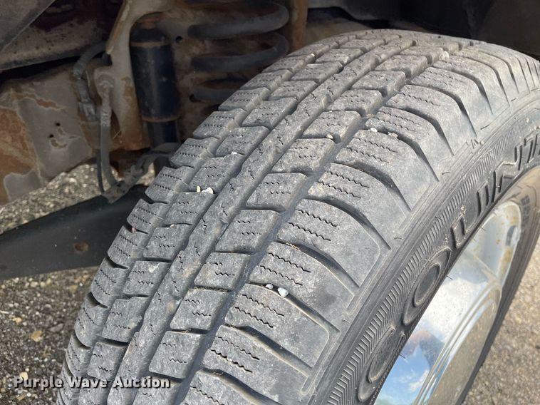 image for item LY9656 2001 Ford Econoline E250  van