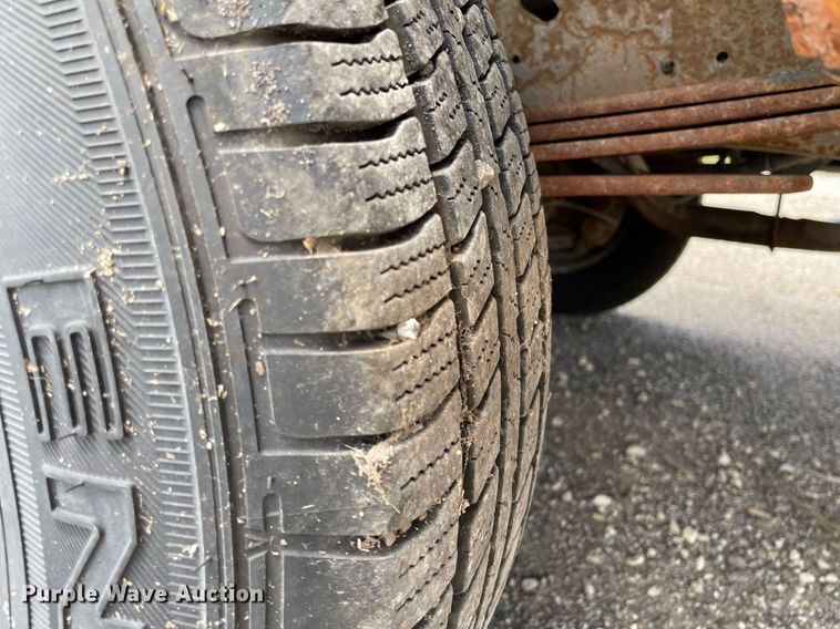 image for item LY9656 2001 Ford Econoline E250  van