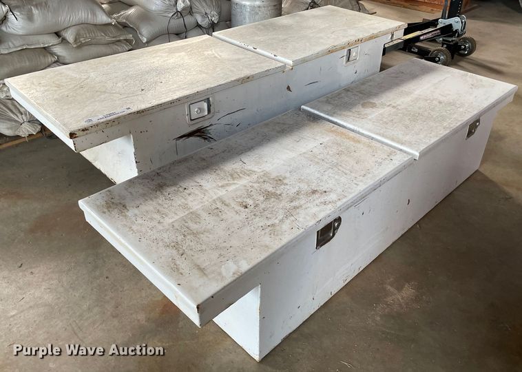 image for item LY9657 (2) toolboxes