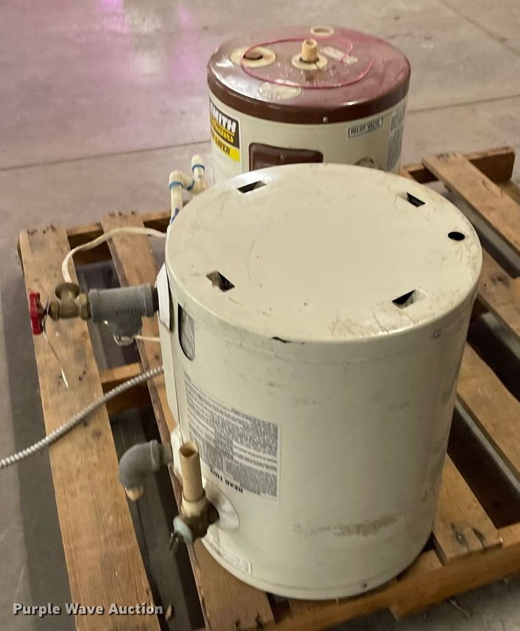 image for item LY9662 (2) electric water heaters