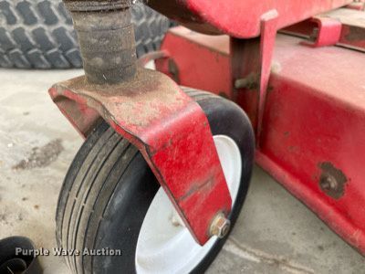 image for item LY9664 Toro  mower deck