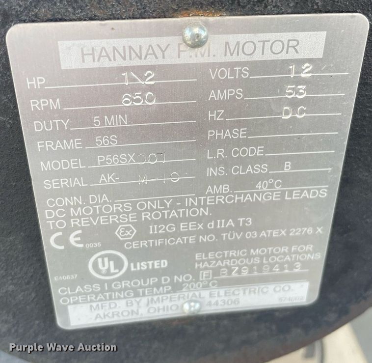 image for item LY9666 1990 Ford F600  fuel truck