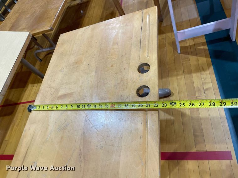 image for item LY9760 (7) tables