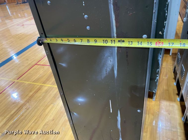 image for item LY9761 (9) locker sets