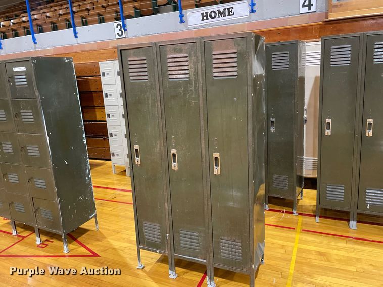 image for item LY9761 (9) locker sets