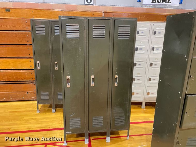 image for item LY9761 (9) locker sets