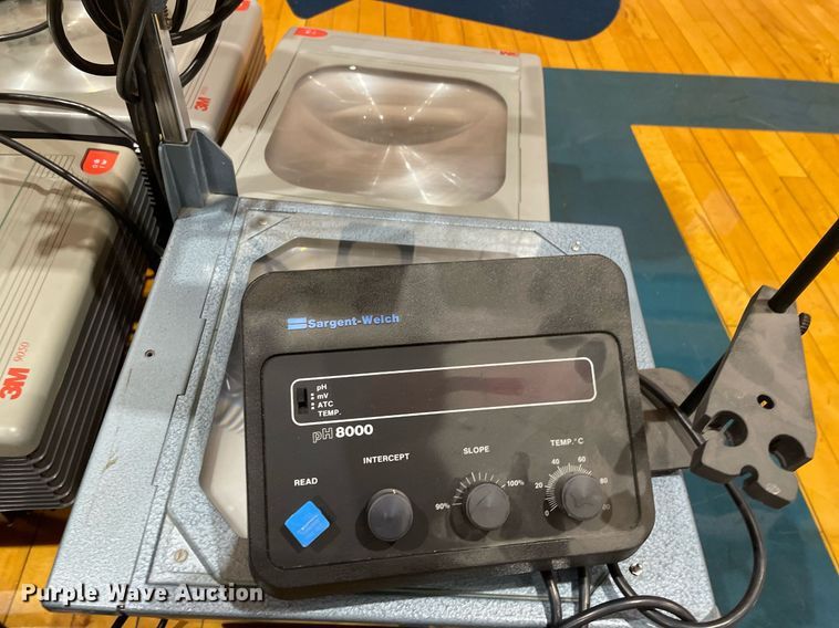 image for item LY9762 Office supplies and equipment