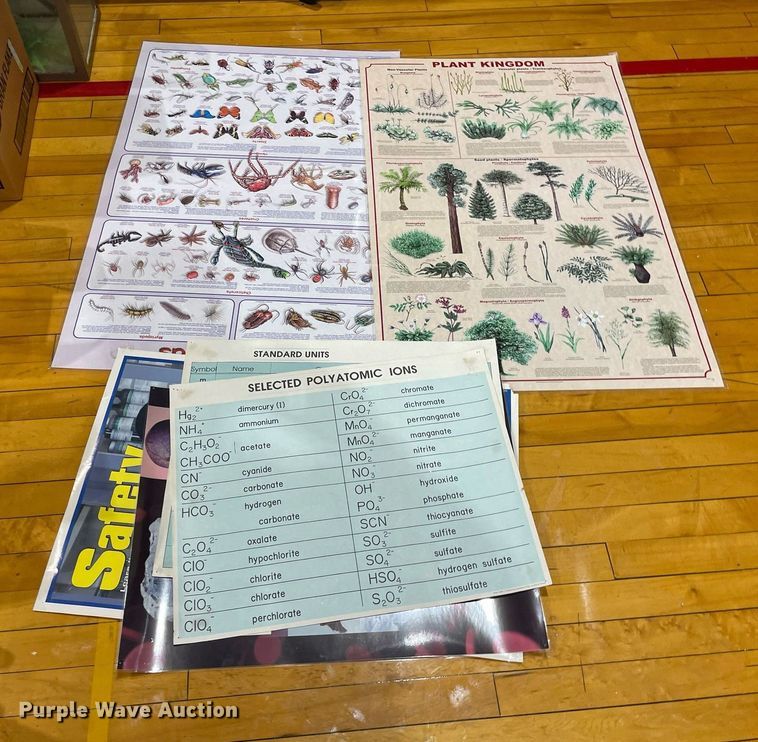 image for item LY9762 Office supplies and equipment