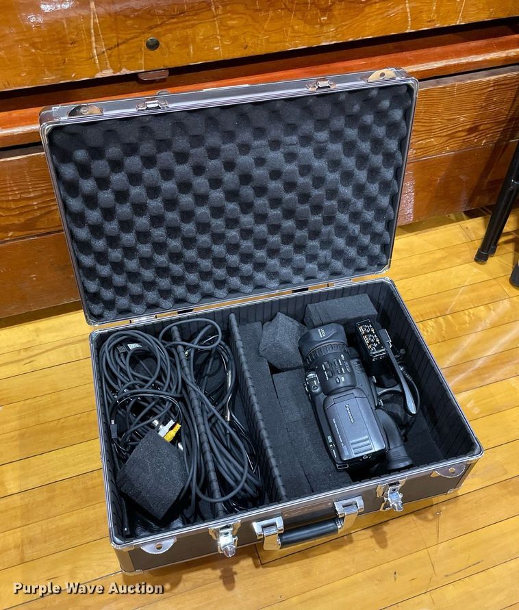 image for item LY9762 Office supplies and equipment