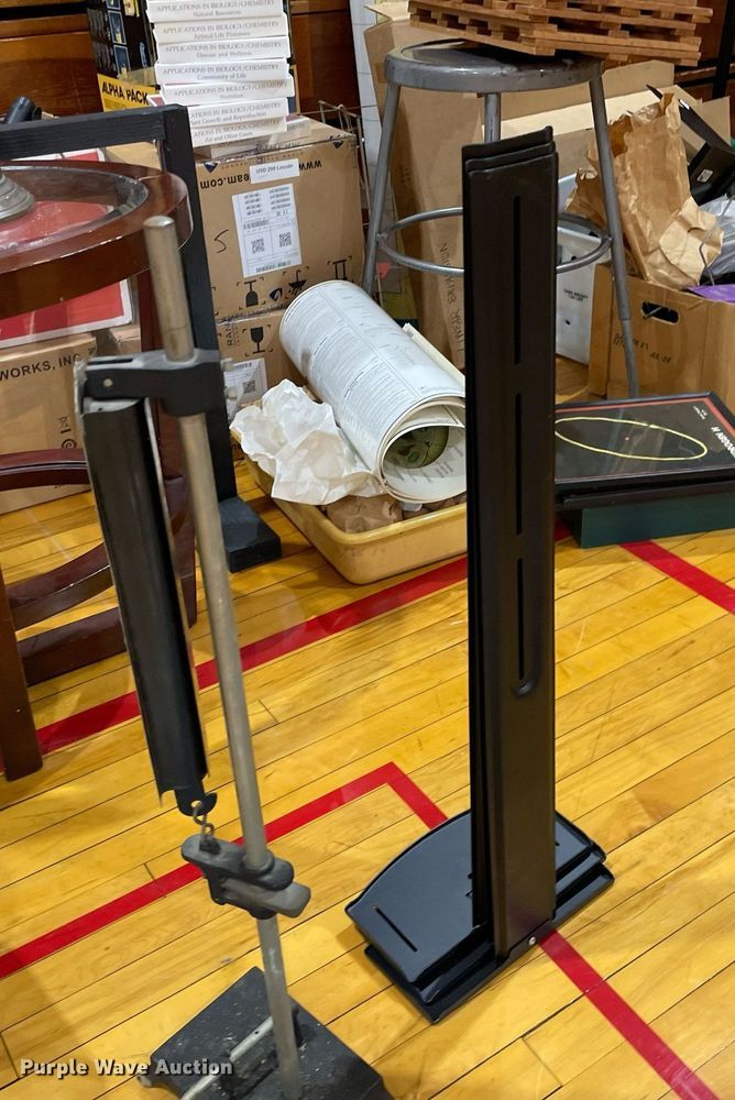 image for item LY9762 Office supplies and equipment