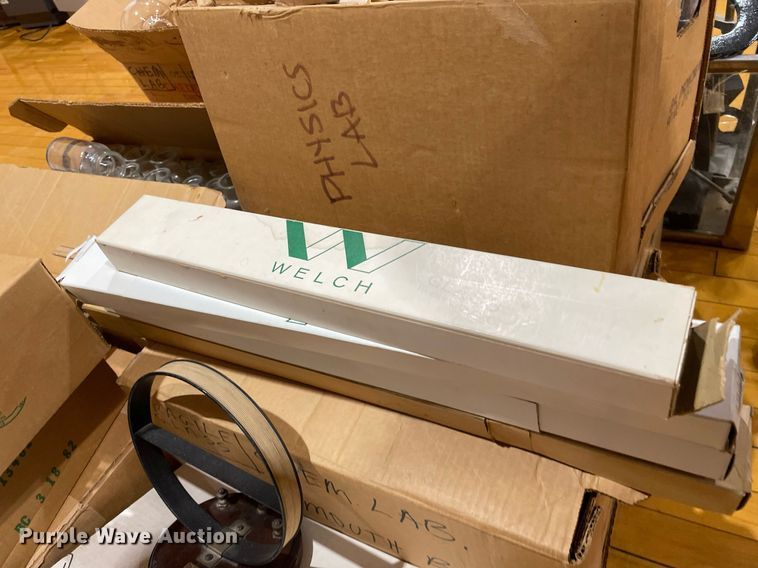 image for item LY9762 Office supplies and equipment