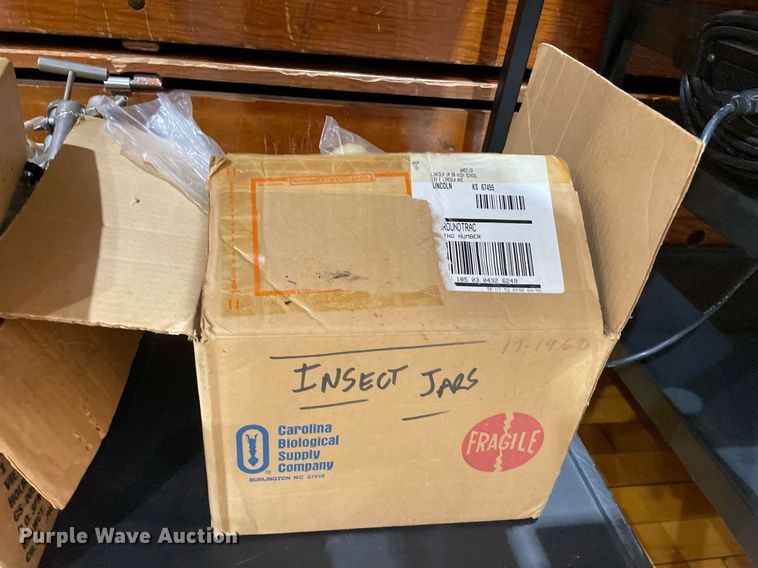 image for item LY9762 Office supplies and equipment