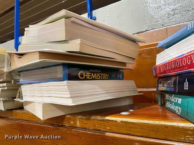 image for item LY9762 Office supplies and equipment